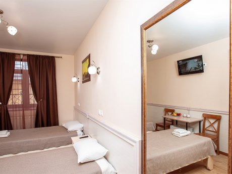 Rooms and Rates